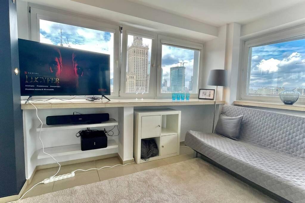 Sawa Apartment 2Xmetro Wifi 500 Mbs 50'Tv Netflix Hbo Appletv+ Varsó Kültér fotó