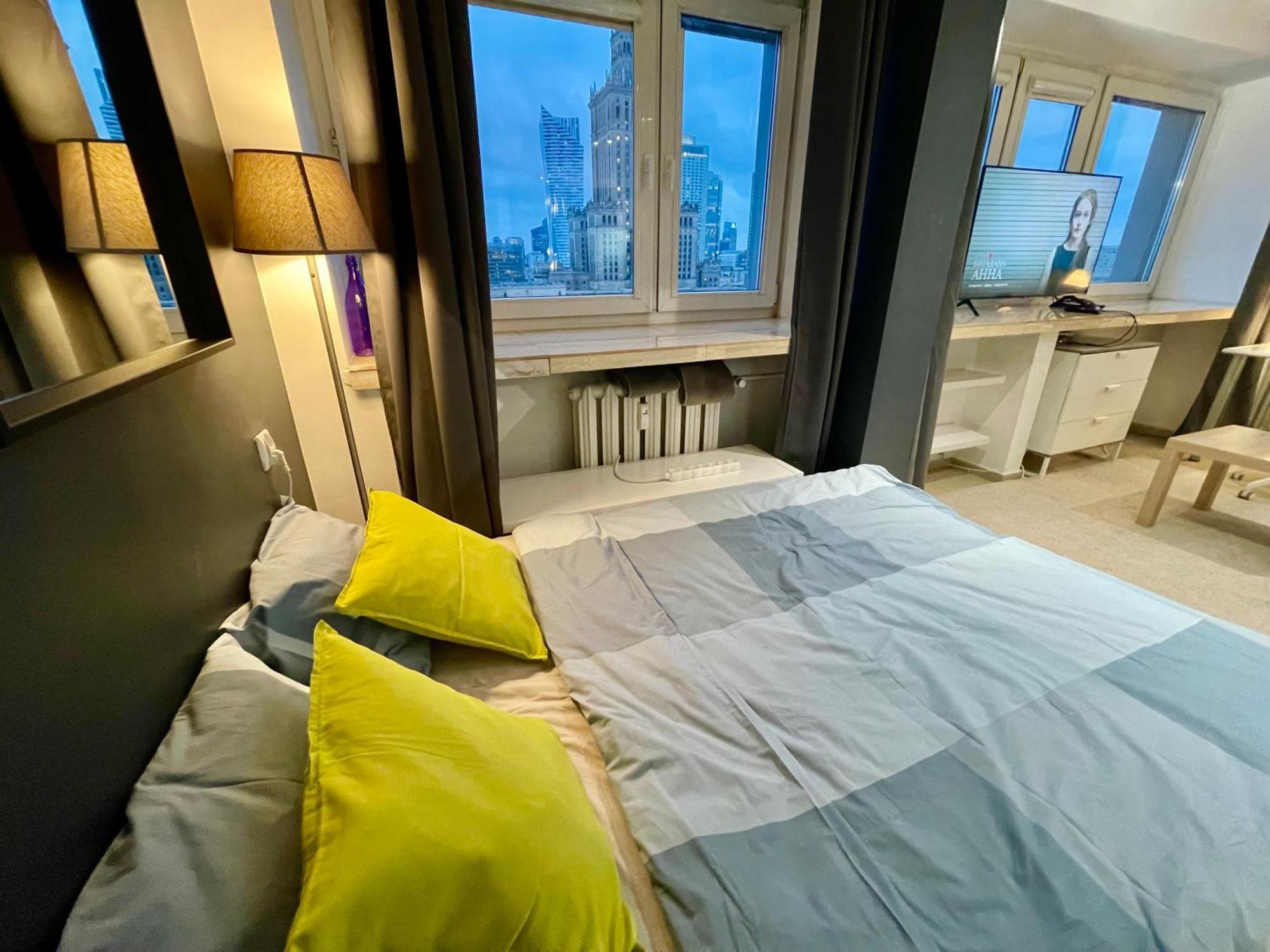 Sawa Apartment 2Xmetro Wifi 500 Mbs 50'Tv Netflix Hbo Appletv+ Varsó Kültér fotó