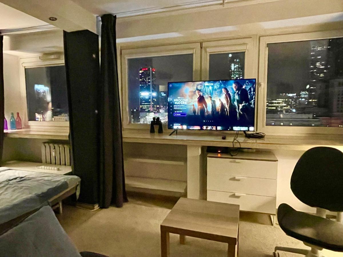 Sawa Apartment 2Xmetro Wifi 500 Mbs 50'Tv Netflix Hbo Appletv+ Varsó Kültér fotó