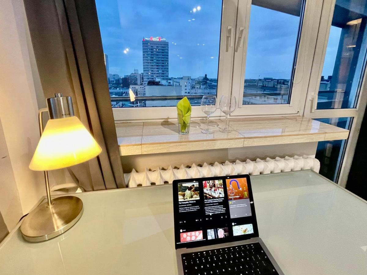 Sawa Apartment 2Xmetro Wifi 500 Mbs 50'Tv Netflix Hbo Appletv+ Varsó Kültér fotó