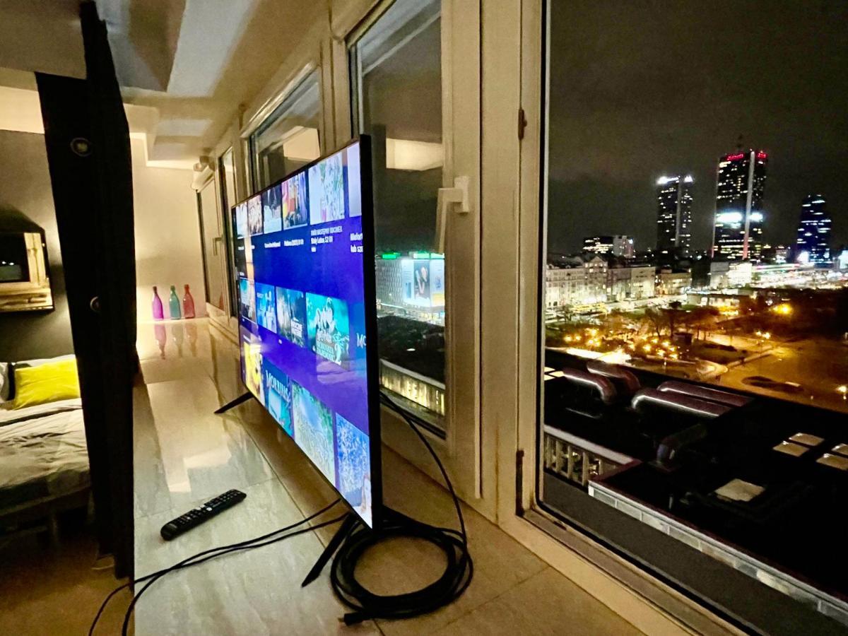 Sawa Apartment 2Xmetro Wifi 500 Mbs 50'Tv Netflix Hbo Appletv+ Varsó Kültér fotó